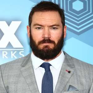 Mark-Paul Gosselaar Birthday, Real Name, Age, Weight, Height, Family